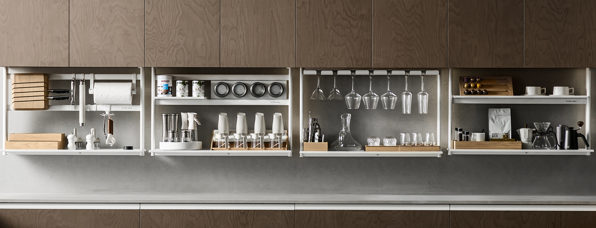 Intelligent Lift for Kitchenware Storage